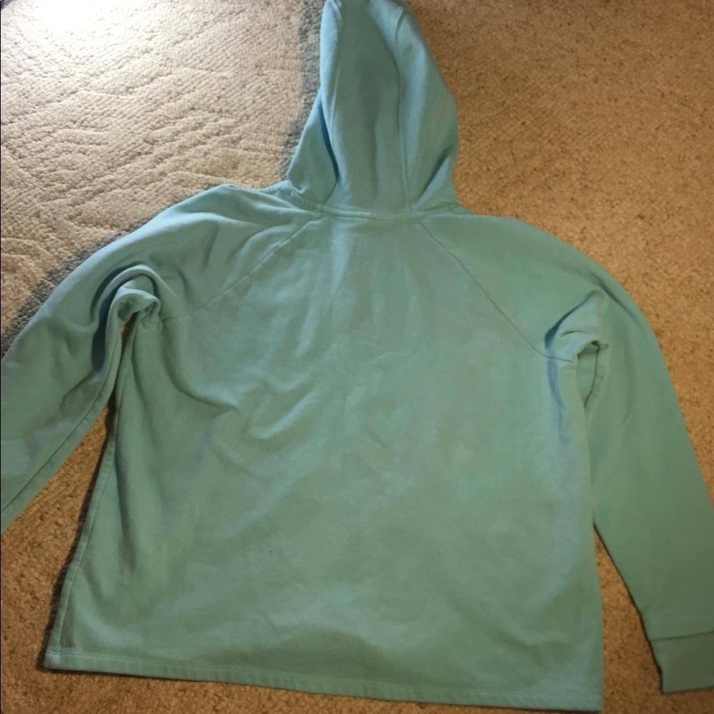 Under Armour hoodie size Large, loose - Picture 2 of 6
